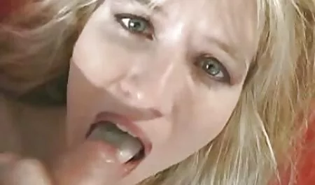 کثیف صحبت کردن, نشسته در dildo به بزرگ فیلم سکس چند مرد با یک زن