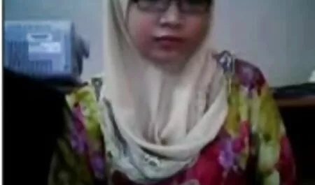 داغ تقلید فیلم سکسی جنده ها مسخره امیز از دهه هفتاد احزاب
